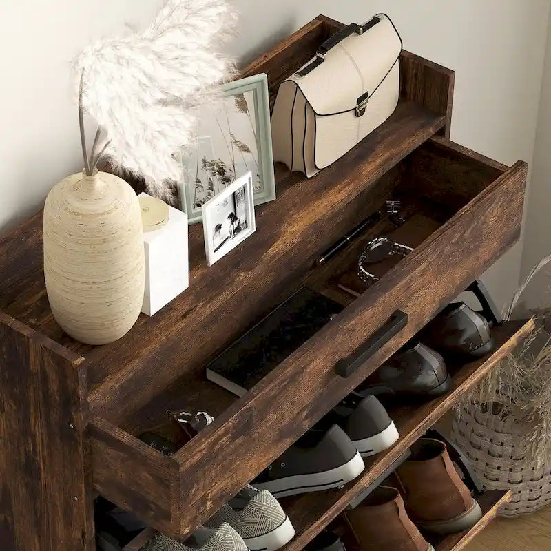 Schmaler Schuhschrank mit 2 Klapptüren und oberer Schublade, Braun